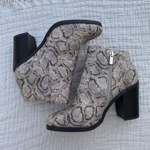 Bamboo Classic Block Heels